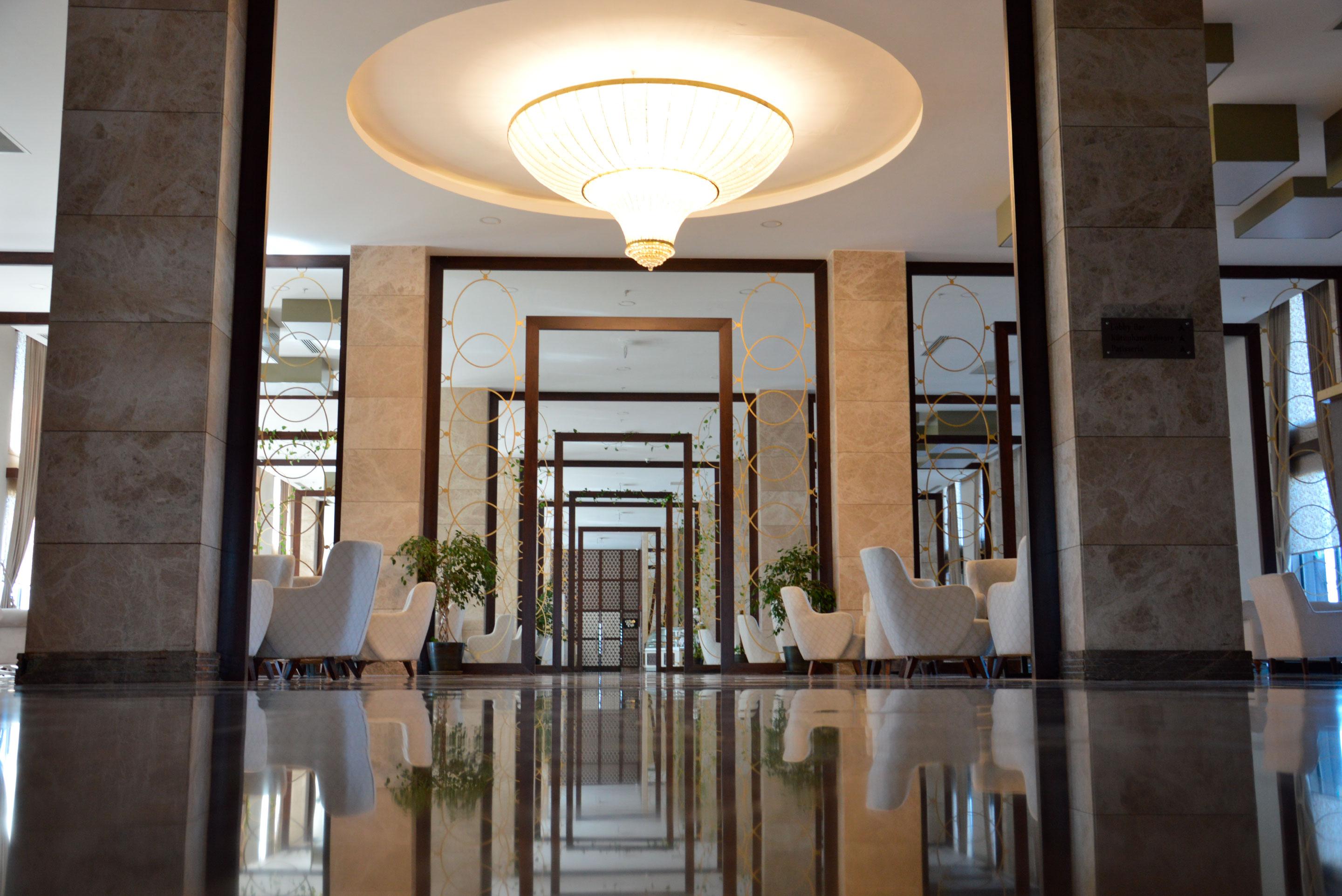 May Thermal Resort Spa Hotel 아피욘 외부 사진