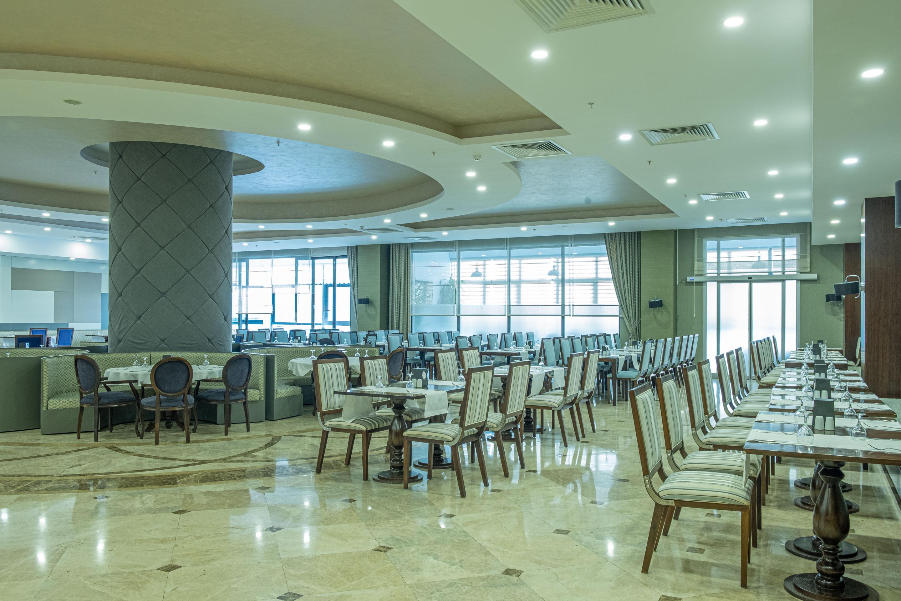 May Thermal Resort Spa Hotel 아피욘 외부 사진