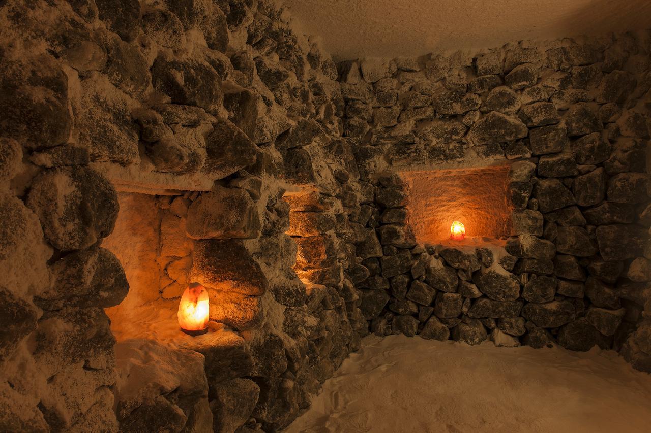 May Thermal Resort Spa Hotel 아피욘 외부 사진